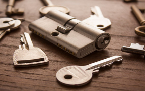 Hiring A Right Lock Changing Company for Your Needs